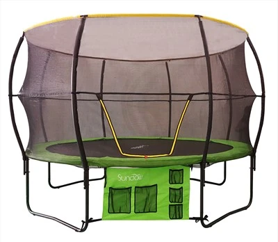Trampoline is Fearr Do Dhaoine Fásta Aclaíocht